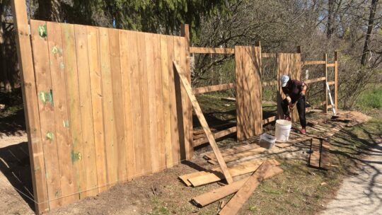 Building a Fence (without Concrete)